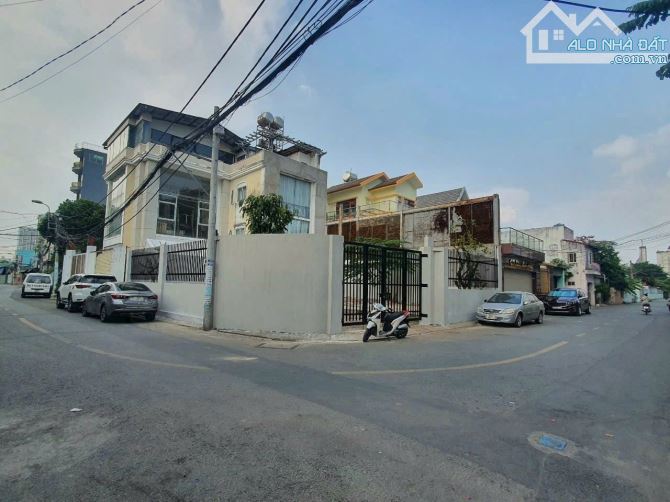 🔥🔥 Nhượng giá Tốt cho lô Đất Góc 2 Mặt Tiền Đường xe Tải 👉 gần Lê Văn Thịnh - 1