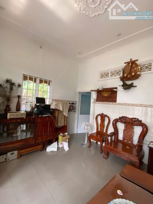 Bán nhà RẺ NHẤT Dĩ An,SHR thổ cư đường xe hơi,giá rẻ cho nhà đầu tư - 1