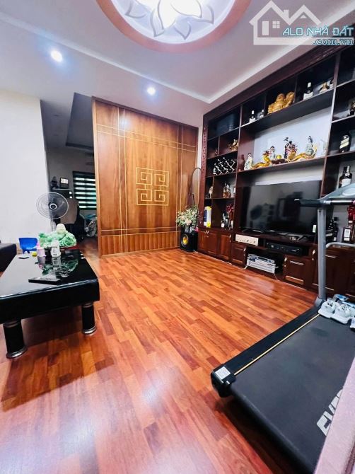 Chị gái cần bán nhà 36/14 Xuân Thủy 42m2, 4T, 10.3 Tỷ, ngay Trung tâm Cầu Giấy - 1