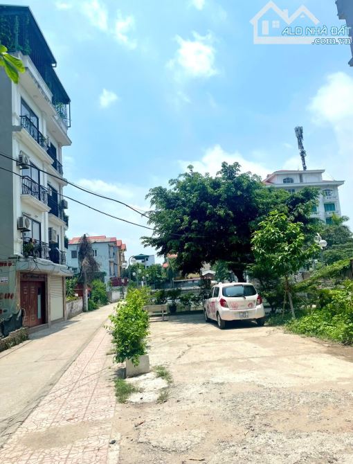 🌼 NHÀ MỚI 4 TẦNG 4PN P. NGUYỄN QUÝ TRỊ - FULL NỘI THẤT NHẬP KHẨU - MẶT NGÕ Ô TÔ TRÁNH - T - 1