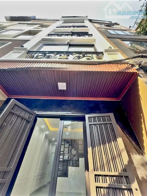 CỔ NHUẾ – NHÀ PHÂN LÔ 30m – MẶT TIỀN RỘNG 5.2m - 1