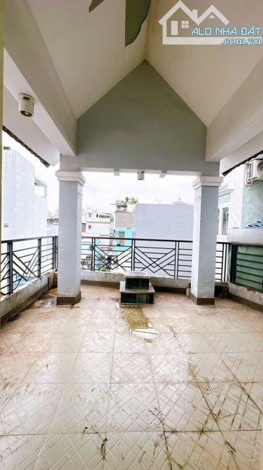BÁN NHÀ QUẬN 4 VỊ TRÍ 1/ HẺM 3 GÁC GẦN MT 5 TẤM ĐÚC GIÁ 4TỈ 790 DT ĐẸP 8*5 KHU DÂN CƯ - 12