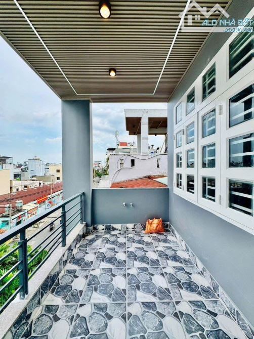 Bán gấp căn nhà hẻm 1/ 52.8m2 ngay Tô Hiến Thành, Q10. Giá: 3 Tỷ 090tr. Sổ riêng, hẻm 5m - 12