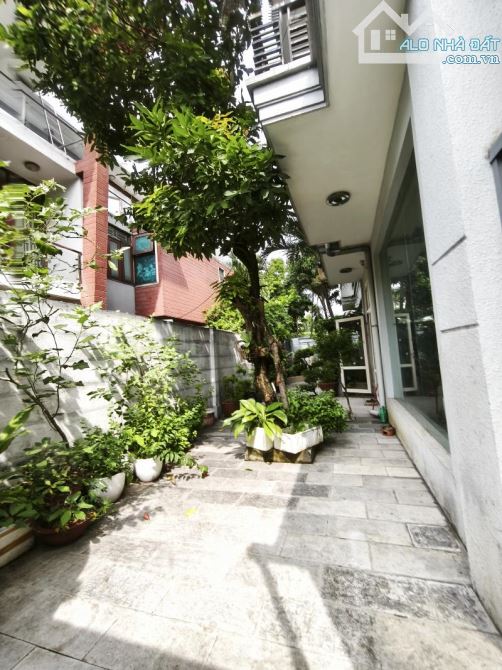 BÁN NHÀ BIỆT THỰ  4 TẦNG, KHU DÂN CƯ PHÚ NHUẬN, THỚI AN, QUẬN 12, DT 240M² (12×20) - 12