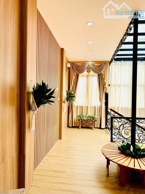 NHÀ SIÊU ĐẸP - ĐẶNG TIẾN ĐÔNG 46m2 x 6Tầng - 11.7 Ty - 5m Ra OTo - 12