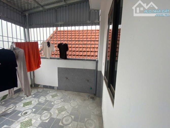 SIÊU HIẾM KIM CHUNG - Ô TÔ ĐỖ CỬA - 5 TẦNG 6 NGỦ - TRỤC CHÍNH GIAO THÔNG - GIÁ CHỈ 5,05 TỶ - 12