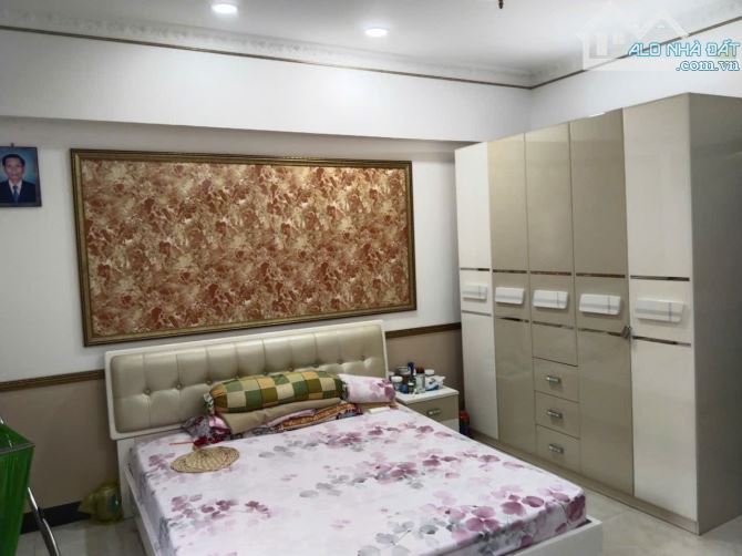 BÁN NHÀ MẶT TIỀN ĐƯỜNG DƯƠNG CÁC LỢI,TT NHÀ BÈ.( GIÁ 11TY - 13