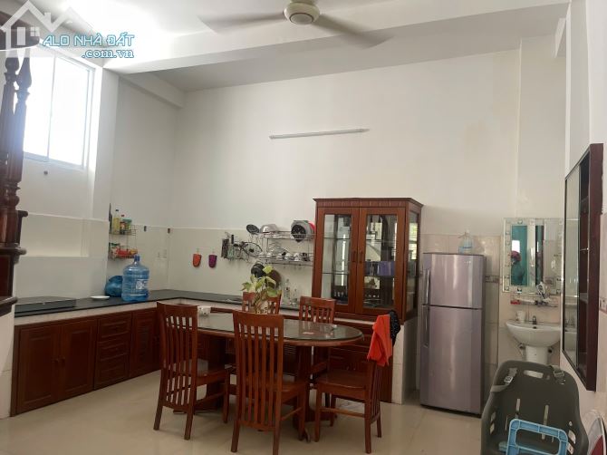 BÁN NHÀ CHÍNH CHỦ - VỊ TRÍ ĐẮC ĐỊA - 7