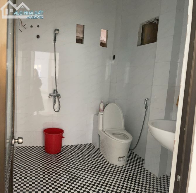 BÁN NHÀ CHÍNH CHỦ - VỊ TRÍ ĐẮC ĐỊA - 8