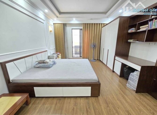 CẢNH BÁO NHÀ ĐẸP!!! - Tương Mai - 40m2 - 5T - 7 tỷ hơn nhẹ - OTO đỗ cửa- 15m ra mặt đường - 2