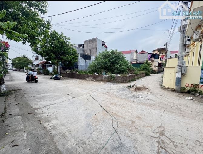 BÁN 50m2 ĐẤT ĐẸP MAI LÂM, Ô TÔ THÔNG, GẦN CẦU TỨ LIÊN CHỈ HƠN 5 TỶ. - 2