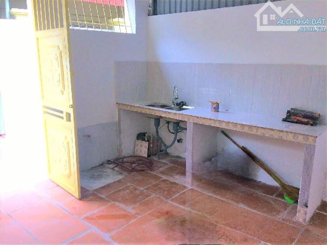 NHÀ Ở RẤT LỘC THANH AM,CHỦ ĐÃ MUA NHÀ TO HƠN NÊN CẦN BÁN - DT:51M, TẶNG NHÀ CẤP 4 - DÒNG T - 2