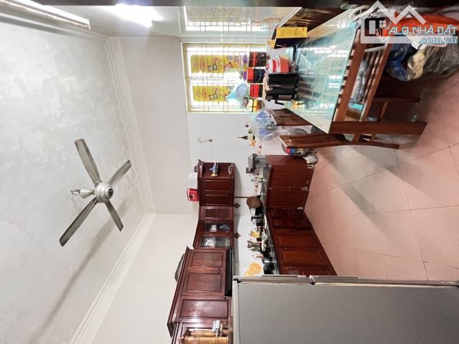 THANH TRÌ, NHÀ ĐẸP DÂN XÂY, LÔ GÓC, Ô TÔ ĐỖ CỬA 39 M2 5 TẦNG 5,2 TỶ - 2