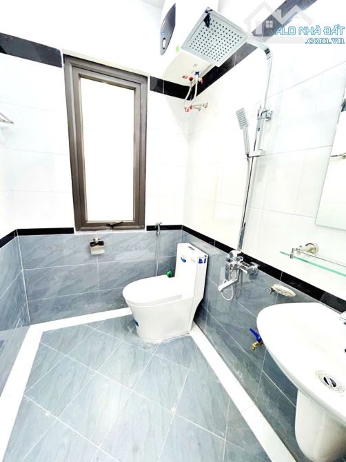Bán Nhà 5 Tầng Mới Đẹp – Nội Thất Sang – Ô Tô Đỗ Gần – An Ninh Đỉnh - 2