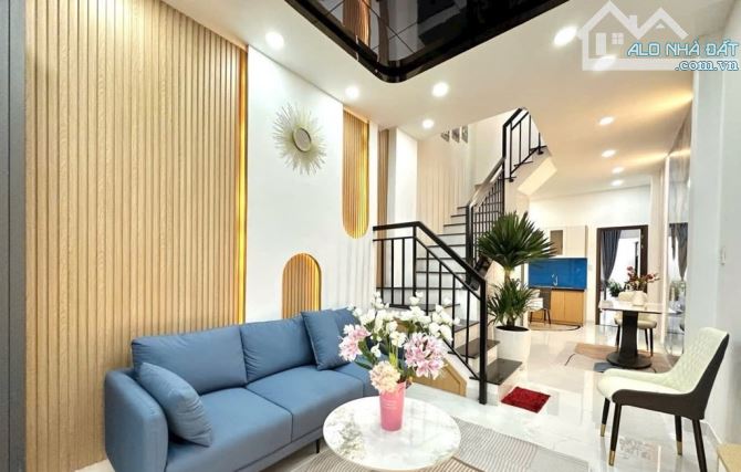 Nhà HXH lô góc vị trí đẹp _ xinh lung linh - 2