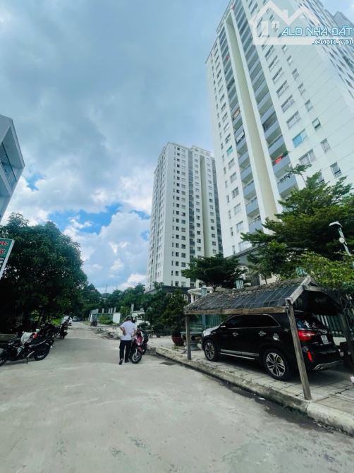 SIÊU HOT, BÁN ĐẤT TẶNG NHÀ đường 3441 phạm thế hiển [P7, Q8] DT: 90M2 (5X 18) CHỈ 6.2 TỶ - 2