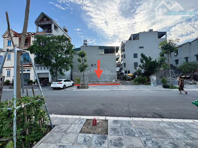 💯💯👌 Lô góc - Vị trí VIP - View Kênh Đào - KĐT Happyland - Đường QL3 - Đông Anh 💯 - 2