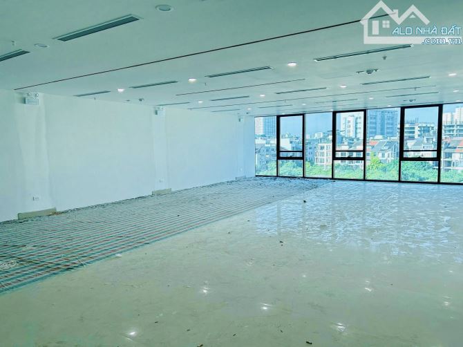 BÁN NHÀ BUILDINH TRỊNH ĐÌNH CỬU . MẶT PHỐ .  SIÊU VIP . DT 180 M .NHÀ 8 TẦNG . MT 9M - 2