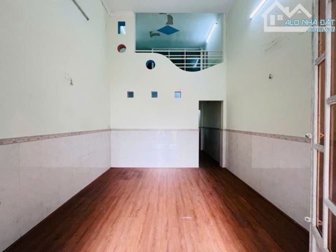 Nhà sổ hồng riêng 4mx14m  1 trệt 1 lửng đúc bê tông cốt thép hiệp thành 13 q12 - 2