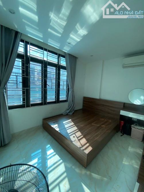 BÁN NHÀ 2 THOÁNG – Ô TÔ ĐỖ CỬA – HÀNG XÓM NGOẠI GIAO ĐOÀN – 33m², 5 TẦNG - 2