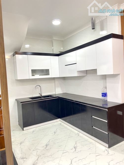 Bán nhà đẹp full nội thất Nguyễn văn linh,phúc đồng Long biên 32 m2; 5,6 tỷ - 2