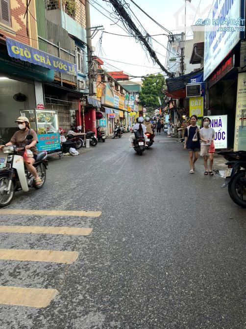 NHÀ ĐẸP LĨNH NAM - HOÀNG MAI - 5  TẦNG 40m2 - NGÕ THÔNG Ô TÔ - KHU DÂN TRÍ - 7 TỶ - 2