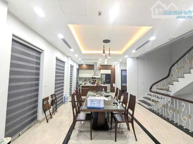 Bán Tòa Văn Phòng 6 Tầng Đẹp Nhất, Nguyễn Xuân Khoát - Ngoại Giao Đoàn - 2
