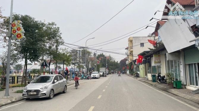 Sóc sơn 100m full thổ cư  ô tô thông - tránh nhau. 3 bước ra quốc lộ. Gần trường các cấp - 2