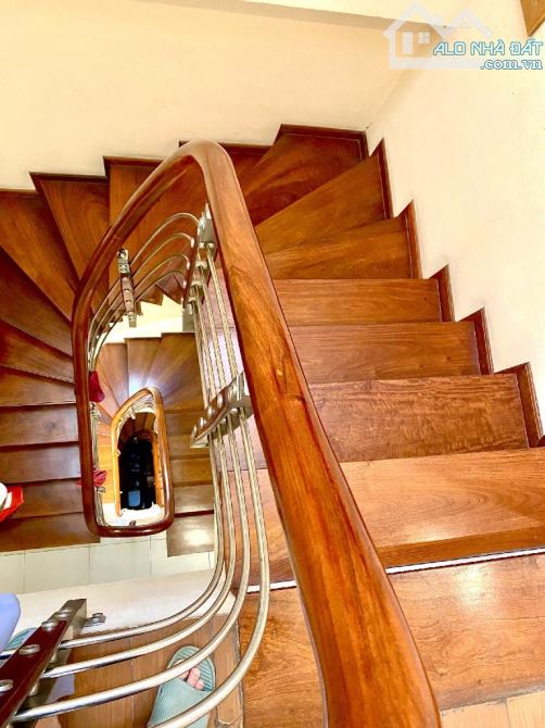Cho thuê nhà Đào Tấn – Ba Đình DT 40m x 5 tầng, đẹp đủ đồ, ở sướng, giá thuê 12tr/th - 2