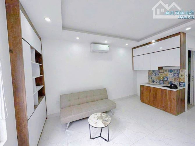 Chính Chủ Cần sang tay lại căn nhà dòng tiền Ô Tô vào nhà tại Đống Đa - 2