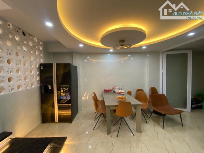 Nhà MT Lý Đạo Thành - 4,5 x 13M - 8 Tỷ - Cạnh Khu Bình Phú 2 - 2