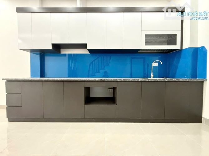 Bán nhà riêng Thị Trấn Trạm Trôi, Hàng xóm Vin , 30m, xây mới, ô tô đỗ gần - 2