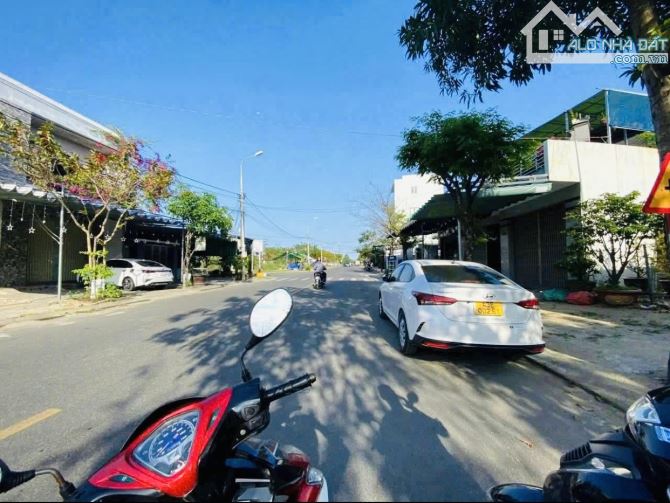 Chính Chủ Bán Đất MT Đường Nguyễn Đình Tứ 120m ( ngang 6m) gần Bến Xe - 2