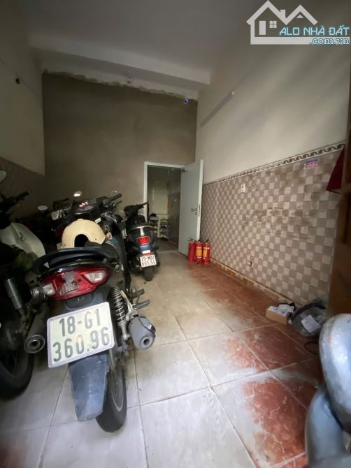 Tây Sơn, 40m, Ô tô tránh, Kinh doanh, Ngõ thông, Nhà dân xây đẹp, Sổ chính chủ, Giá tốt - 2