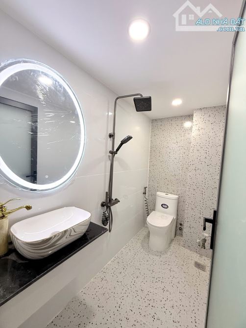 Nhà MT Khu Bình Phú - 4 x 17M - 12 Tỷ - Sát Công viên - 2