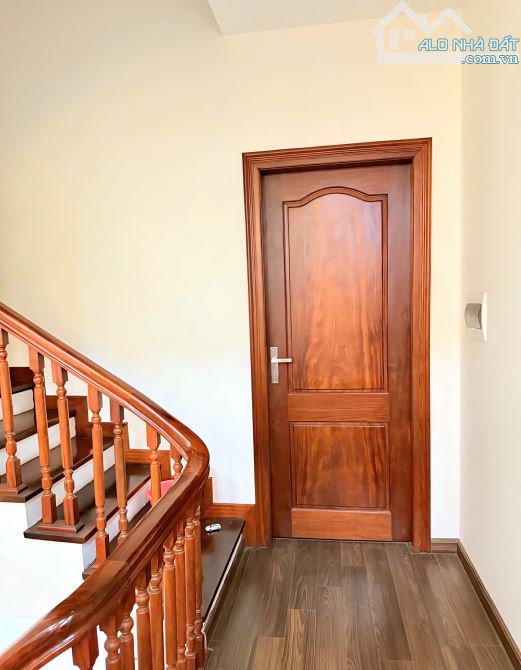 KIẾN HƯNG HÀ ĐÔNG -DT 55M- PHÂN LÔ VỈA HÈ -NỘI THẤT XỊN-GẦN CVIÊN 365-  BỂ BƠI - GẦN CAP - - 2