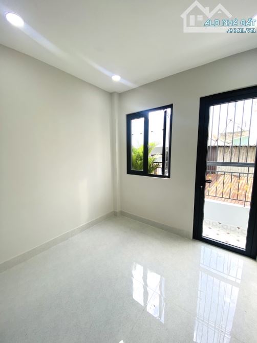 Bán nhà quận 6 - 3 tầng 4pn sang trọng ở ngay - Giá sinh viên 4,080 tỷ - 2