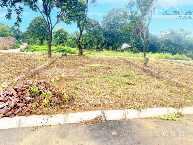 Lô Đất Nghỉ Dưỡng  S = 158,5m2 vuông vắn View thoáng - Giá Đầu tư , Pháp lý rõ ràng . - 2