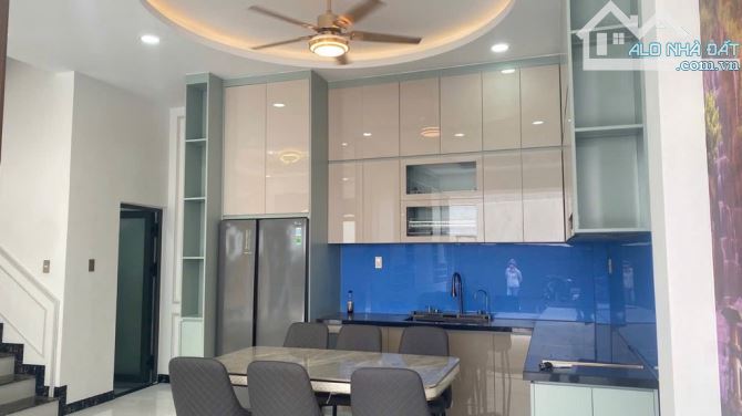 BÁN NHÀ ĐÔNG HƯNG THUẬN 9, VỊ TRÍ ĐẸP, QUẬN 12, DT 61M² (7.4× 8.4), GIÁ SIÊU RẺ - 2