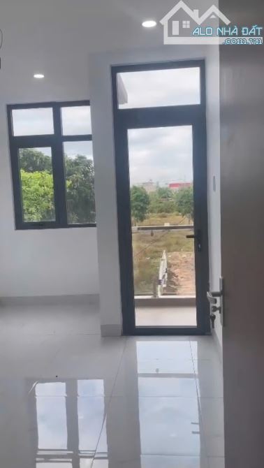 BÁN RẺ NHÀ MỚI GẦN SÂN BAY LONG THÀNH 125M2 SỔ RIÊNG , CHỈ 2,5TY NGUYÊN CĂN - 2