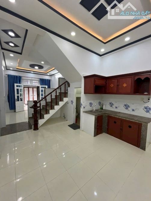 NHÀ MỚI 2 TẦNG BTCT 4X13M – LÊ VĂN QUỚI - HẺM XE HƠI THÔNG - HƠN 4 TỶ TL - 2