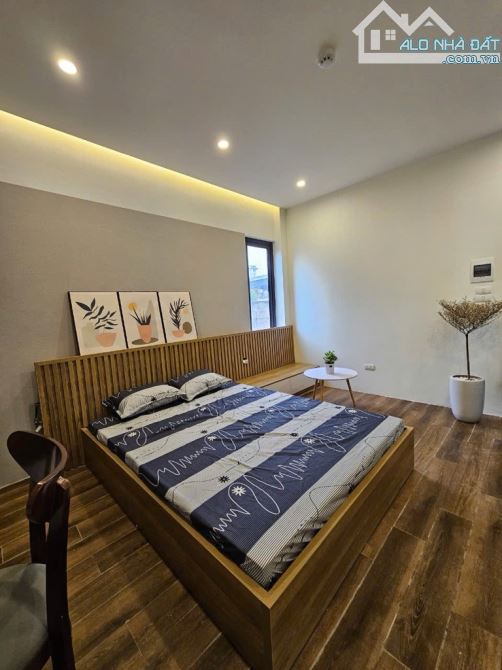 Bán CCMN 7 Tầng Thang Máy – Doanh Thu 100 Triệu/Tháng – Định Cong - 2