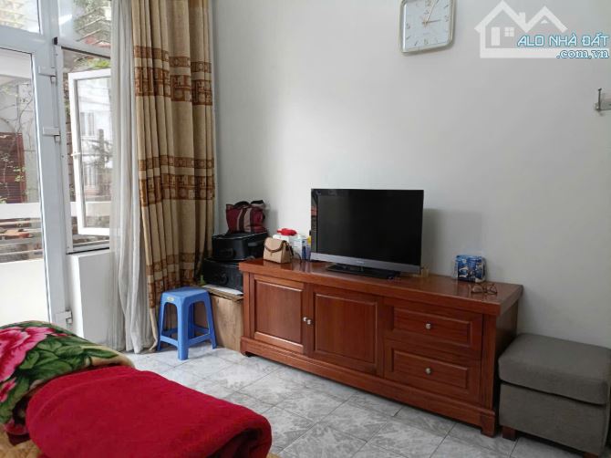 Cho thuê nhà nguyên căn ngõ 88 Võ Thị Sáu, 40m2 x 5 tầng, 3 ngủ,1mbkd nhỏ.3 wc,  13tr5 - 2