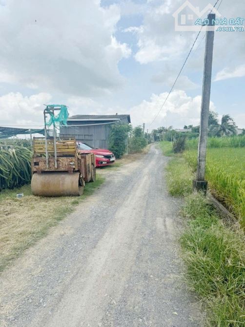 ⭐⭐THỔ CƯ LONG AN GIÁ RẼ. DT: 5X30M GIÁ 420TR. ĐƯỜNG XE Ô TÔ. VIEW KÊNH - 2