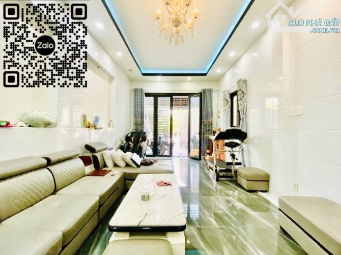 Nhà khu Tên Lửa - 4’ đến Aeon Mall Bình Tân - 4 tầng - 100m2 (5m x 20m) - 6PN - 2