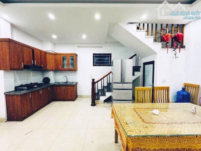 Bán nhà Đông Ngạc, Bắc Từ Liêm, gần hồ, 10m ô tô tránh, 33m2 5 tầng chỉ 6 tỷ - 2