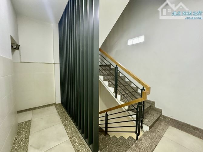 Bán CHDV Vườn Lài, 5 tầng, 6.1x20m cho thuê ổn định - 2