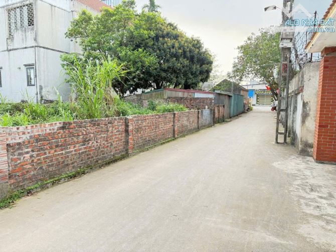 Bán Lô đất mặt tiền 5m, sâu hơn 12m phường Chương Mỹ - 2