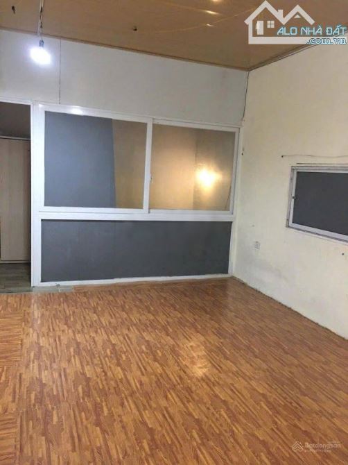 Cho thuê nhà An Dương, 2 tầng x 60m2, 2 ngủ, 8 Triệu - 2