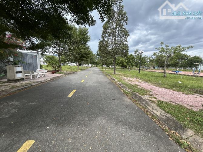 ✅ Bán đất mặt tiền N6 đối diện Công Viên thuộc khu Idico2 , Phường 6 , TP Tân An _ 6x22m2 - 2